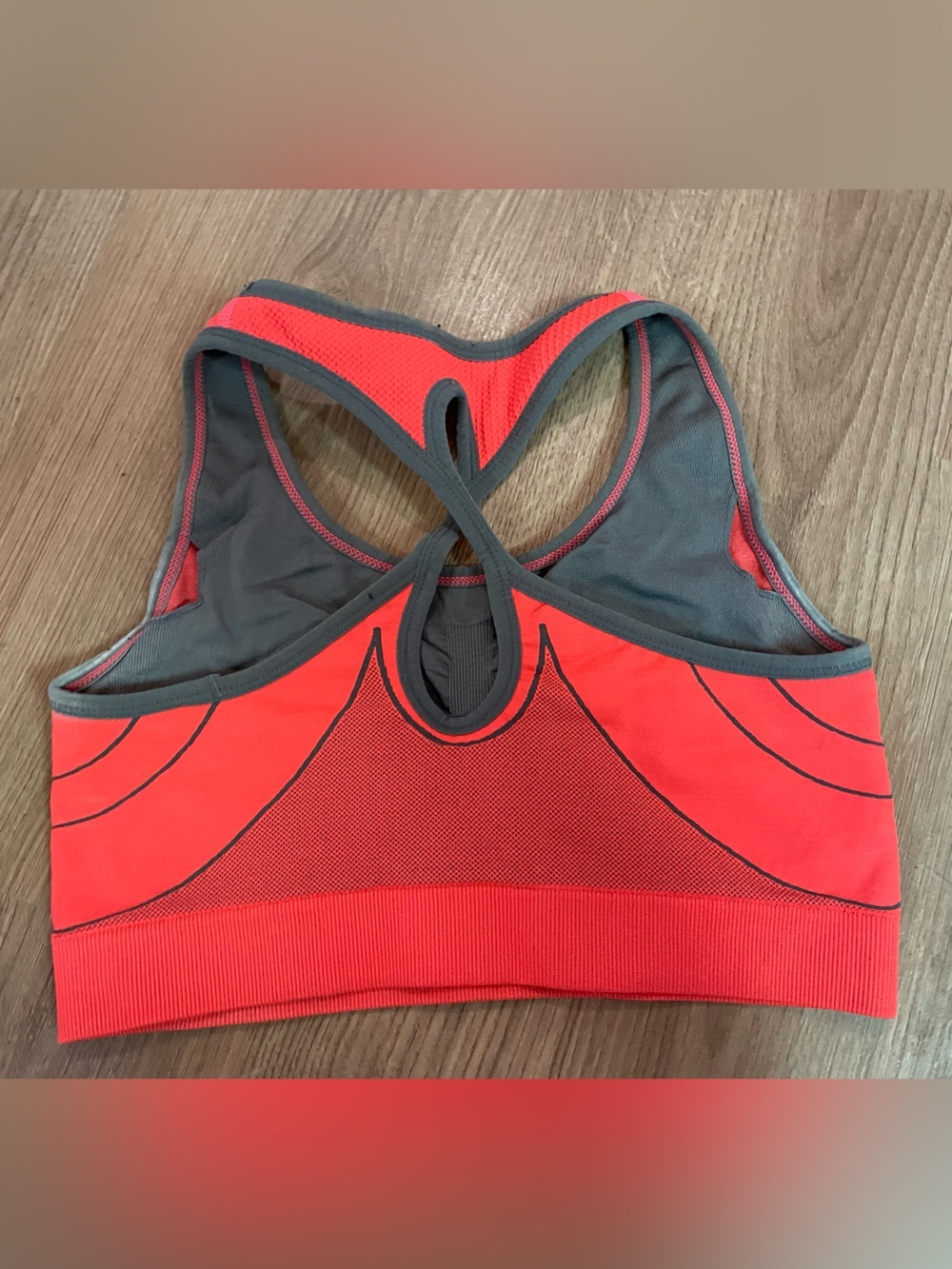 🐱 Danskin Now | Criss Cross Back Sports Bra - Picture 3 of 4